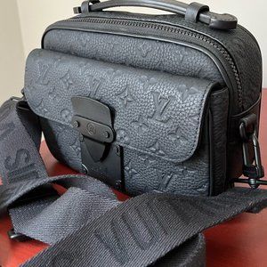 Louis Vuitton Men Messenger bag S-lock very new